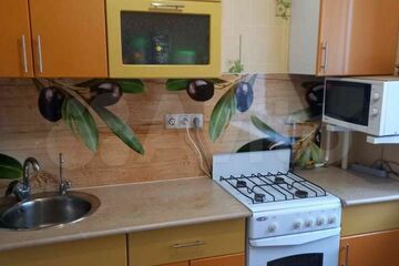 1-к квартира, 35 м², 2/10 эт.