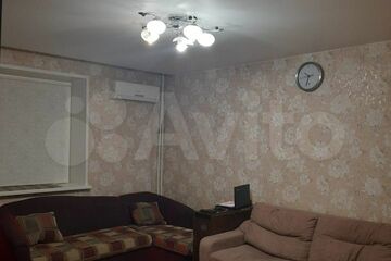 2-к квартира, 48 м², 1/10 эт.