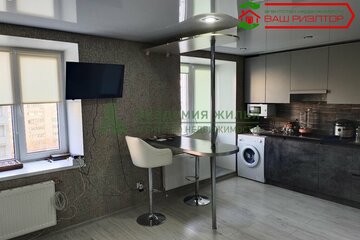 1-к квартира, 35 м², 8/17 эт.