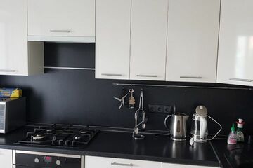 2-к квартира, 72 м², 3/12 эт.