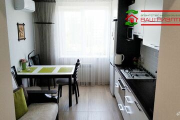 2-к квартира, 53 м², 8/10 эт.
