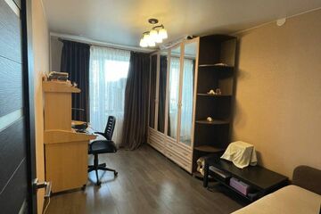 2-к квартира, 64 м², 8/10 эт.