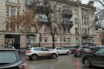 2-к квартира, 64 м², 2/4 эт.