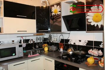 2-к квартира, 53 м², 9/9 эт.