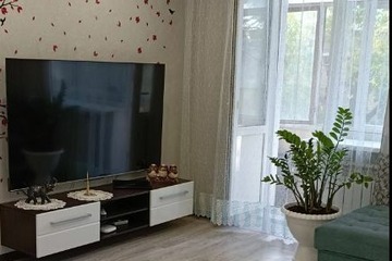 3-к квартира, 55 м², 2/3 эт.