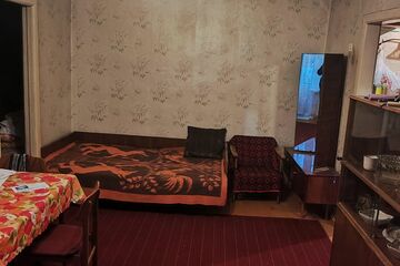 2-к квартира, 43 м², 3/5 эт.