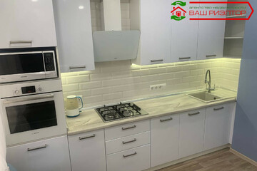 1-к квартира, 45 м², 4/10 эт.