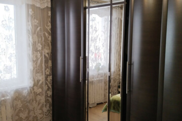 2-к квартира, 58 м², 3/10 эт.