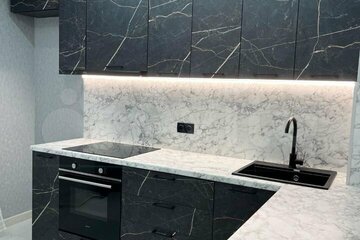 2-к квартира, 52 м², 4/10 эт.