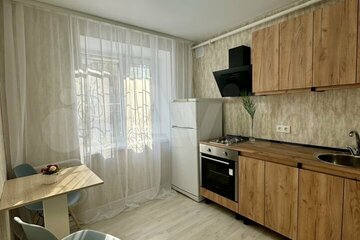 2-к квартира, 45 м², 1/5 эт.