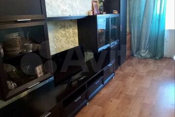 2-к квартира, 57 м², 5/10 эт.