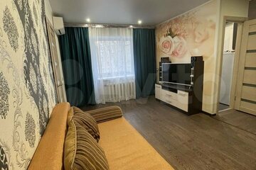 2-к квартира, 45 м², 5/5 эт.