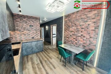 2-к квартира, 58 м², 10/19 эт.