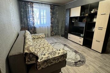 2-к квартира, 42 м², 3/5 эт.