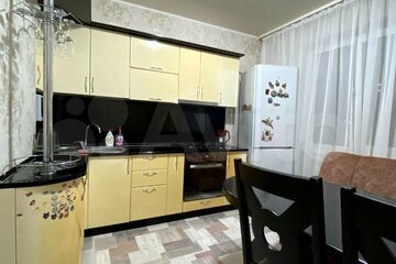 1-к квартира, 40 м², 4/10 эт.