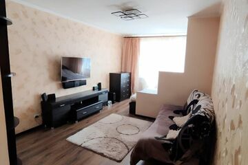 1-к квартира, 42 м², 4/10 эт.