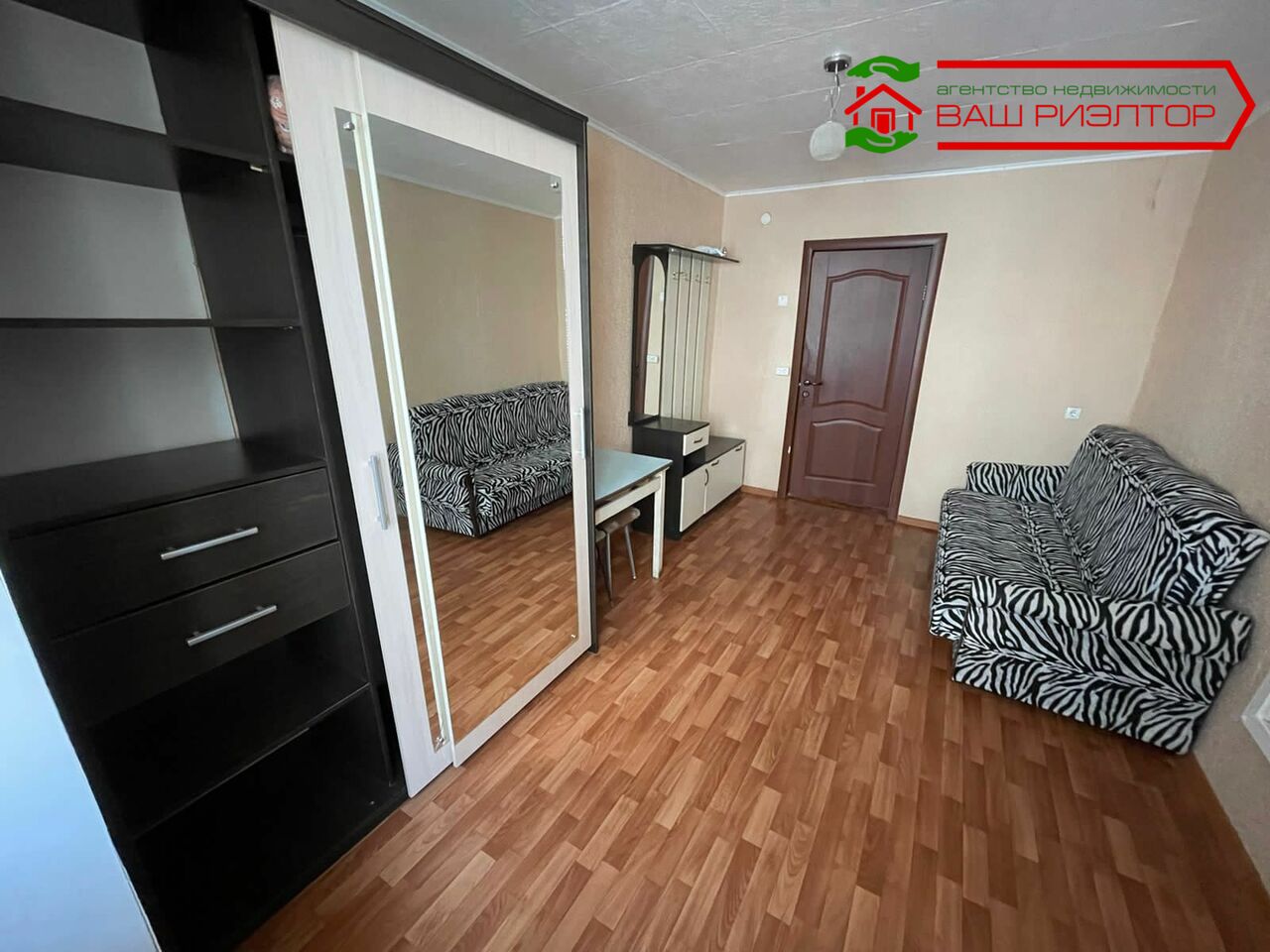 Комната, (всего 4 ком.), 12,4 м², 2/5 эт. - продажа, Саратов Только у нас!