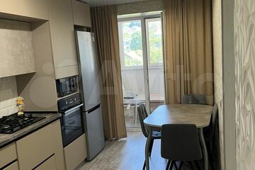 2-к квартира, 61 м², 6/10 эт.