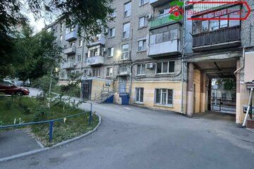 3-к квартира, 42 м², 1/5 эт.