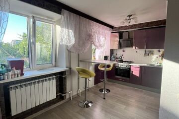 2-к квартира, 55 м², 3/5 эт.