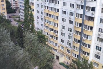 3-к квартира, 80 м², 9/10 эт.