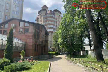 3-к квартира, 105 м², 10/10 эт.