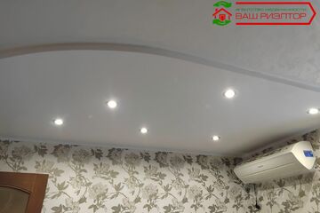 2-к квартира, 54 м², 1/10 эт.