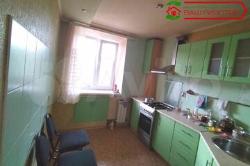 2-к квартира, 48 м², 1/10 эт.