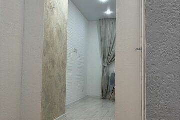 1-к квартира, 37 м², 1/9 эт.