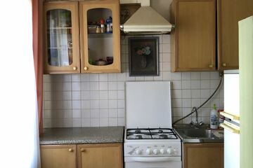 2-к квартира, 45 м², 1/5 эт.