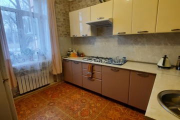 2-к квартира, 44 м², 1/5 эт.