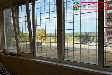 4-к квартира, 80 м², 1/9 эт.