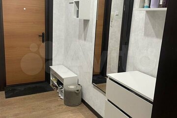 1-к квартира, 43 м², 4/10 эт.
