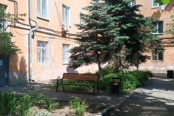 2-к квартира, 54 м², 1/4 эт.