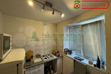 1-к квартира, 32 м², 3/5 эт.