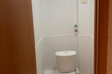2-к квартира, 58 м², 3/10 эт.