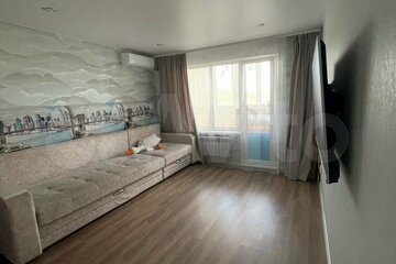 1-к квартира, 40 м², 1/10 эт.