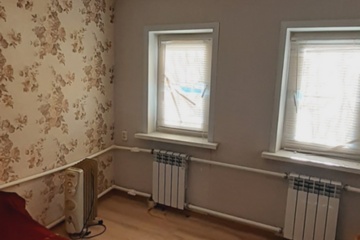 2-к квартира, 30 м², 2/2 эт.