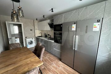 2-к квартира, 57,2 м², 4/10 эт.