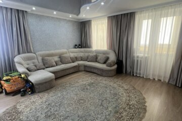 3-к квартира, 93 м², 4/6 эт.