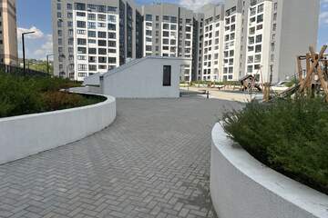 2-к квартира, 61,8 м², 1/10 эт.