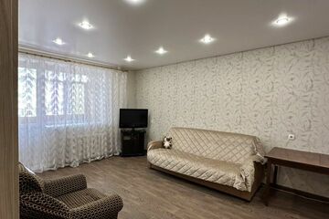 2-к квартира, 54,3 м², 1/10 эт.