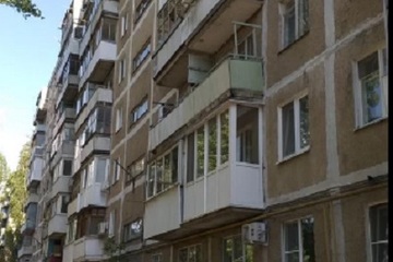 2-к квартира, 54,4 м², 1/10 эт.