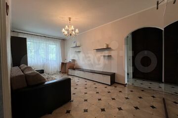 2-к квартира, 43 м², 3/5 эт.