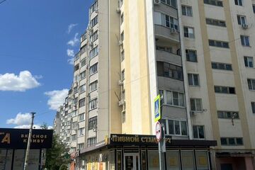 1-к квартира, 37 м², 8/10 эт.
