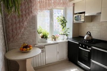 2-к квартира, 40 м², 6/6 эт.