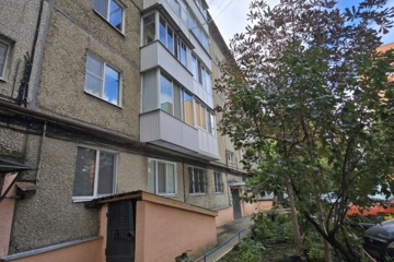 2-к квартира, 36,5 м², 1/5 эт.