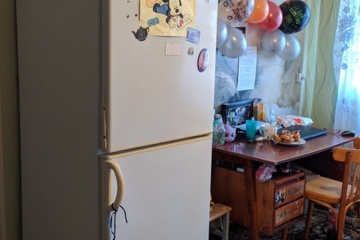 Комната, (всего 4 ком.), 65 м², 5/5 эт.